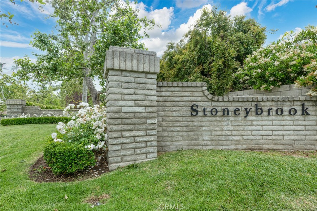 3082 Winding Lane