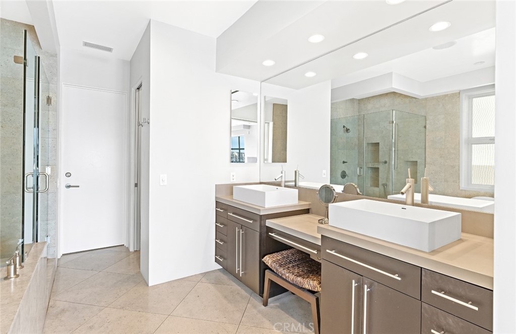 Lido Island (LIDO) - Residential