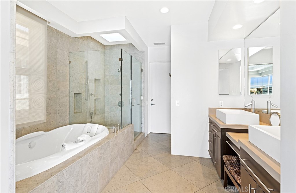 Lido Island (LIDO) - Residential