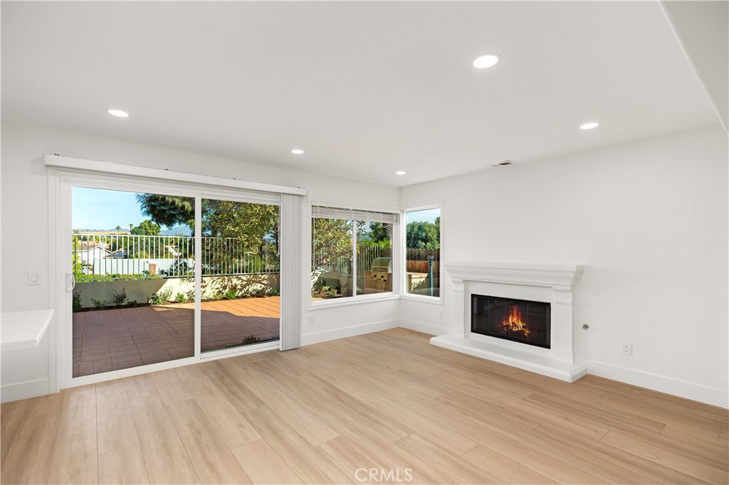 Vista Firenza (VF) - Residential Lease