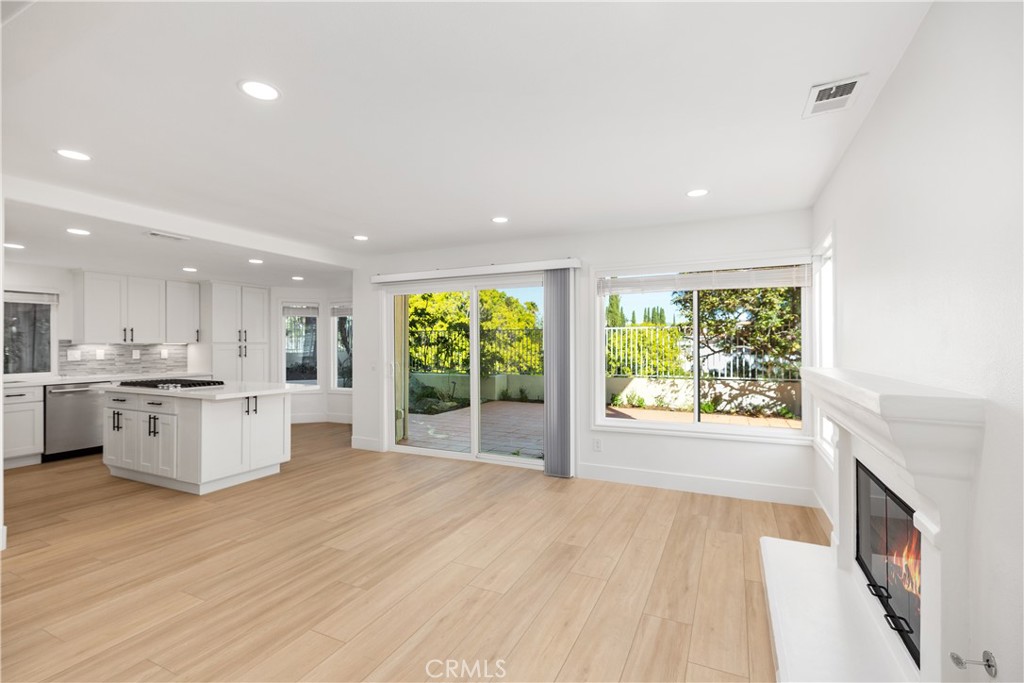 Vista Firenza (VF) - Residential Lease