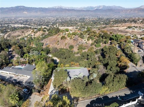 A home in Covina