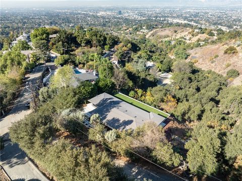 A home in Covina