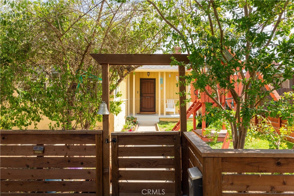 Photo 1 of 19 of 3302 Gondar Avenue house