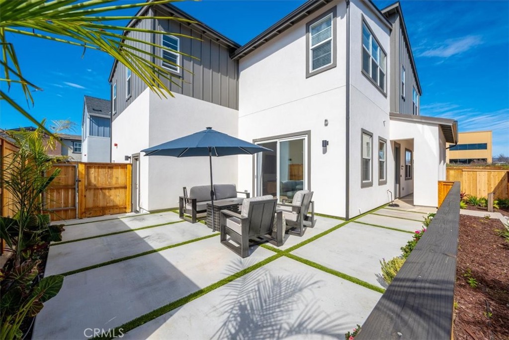 160 Earthwood Lane