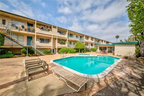 A home in Lomita