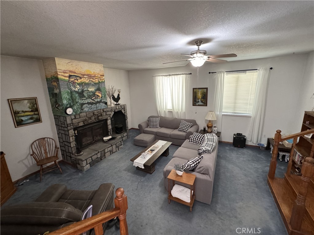 35648 Mountain View Road