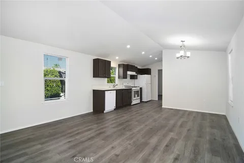 20652 Lassen Street Unit 130, Chatsworth, CA 91311 - MLS#: SR25067973