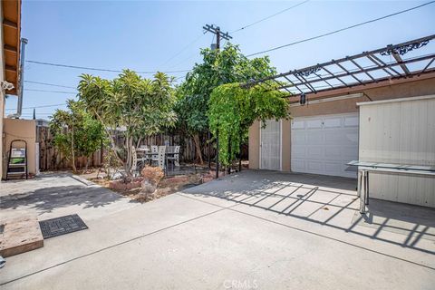 A home in North Hollywood