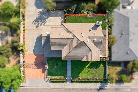 A home in El Monte