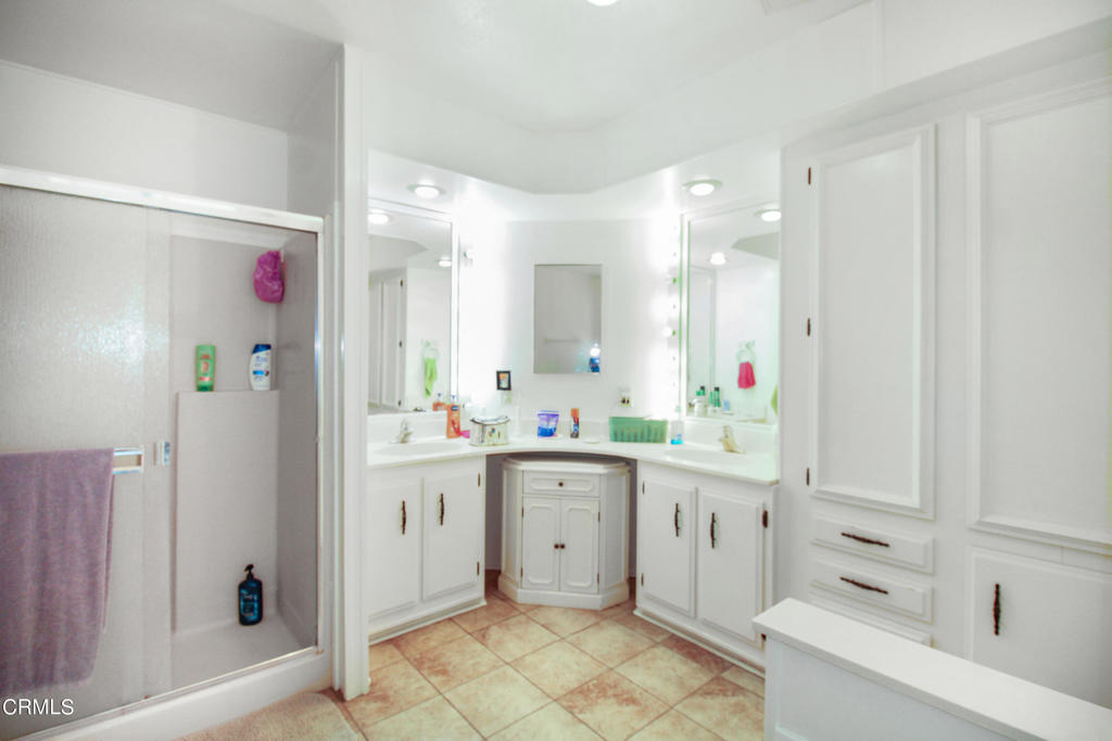 Meadowlake MHP - 0311 - Manufactured In Park