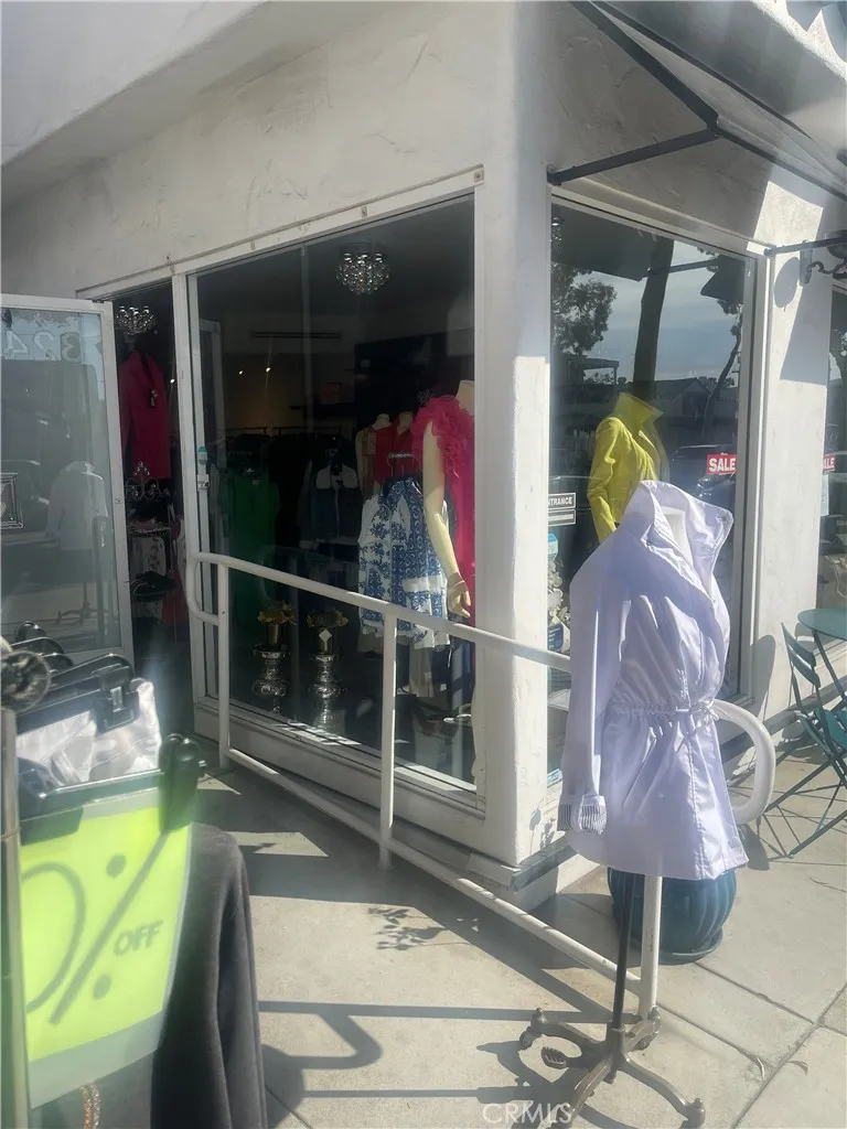 Newport Beach, California 92662, United States, ,Commercial,Active,77558