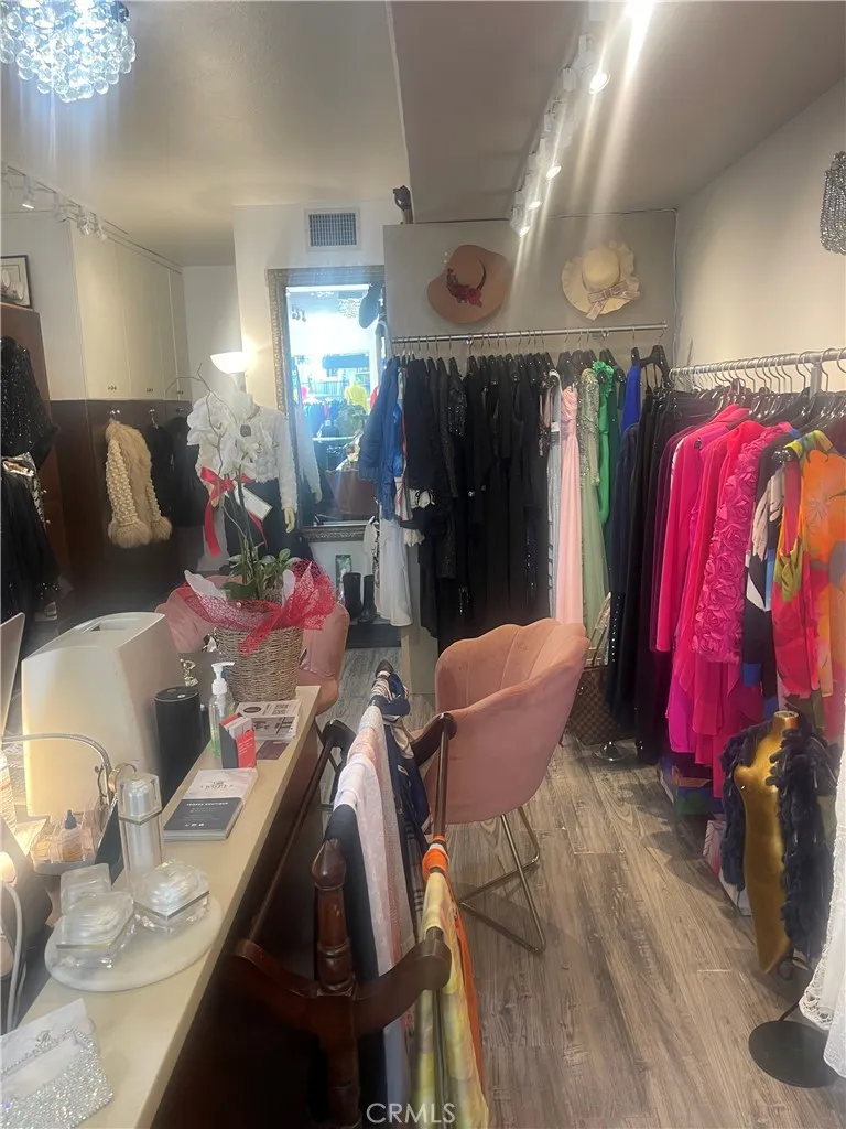 Newport Beach, California 92662, United States, ,Commercial,Active,77558