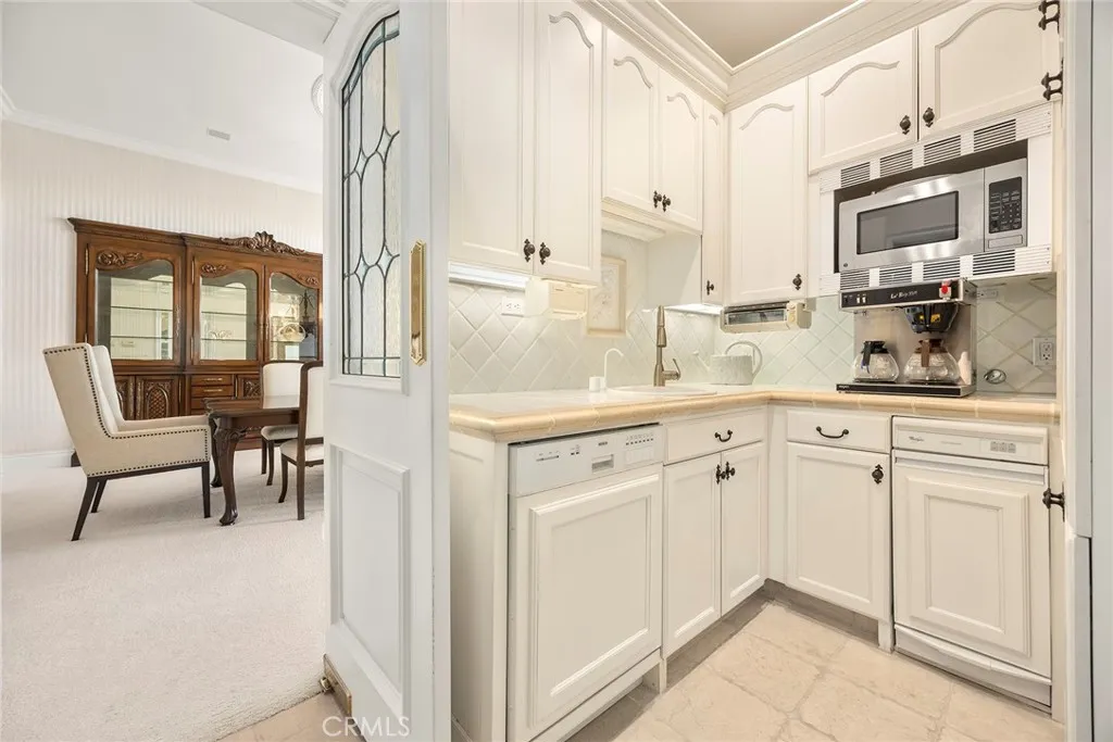 Diamond Bar, California 91765, United States, 8 Bedrooms Bedrooms, ,10 BathroomsBathrooms,Residential,Active,27349