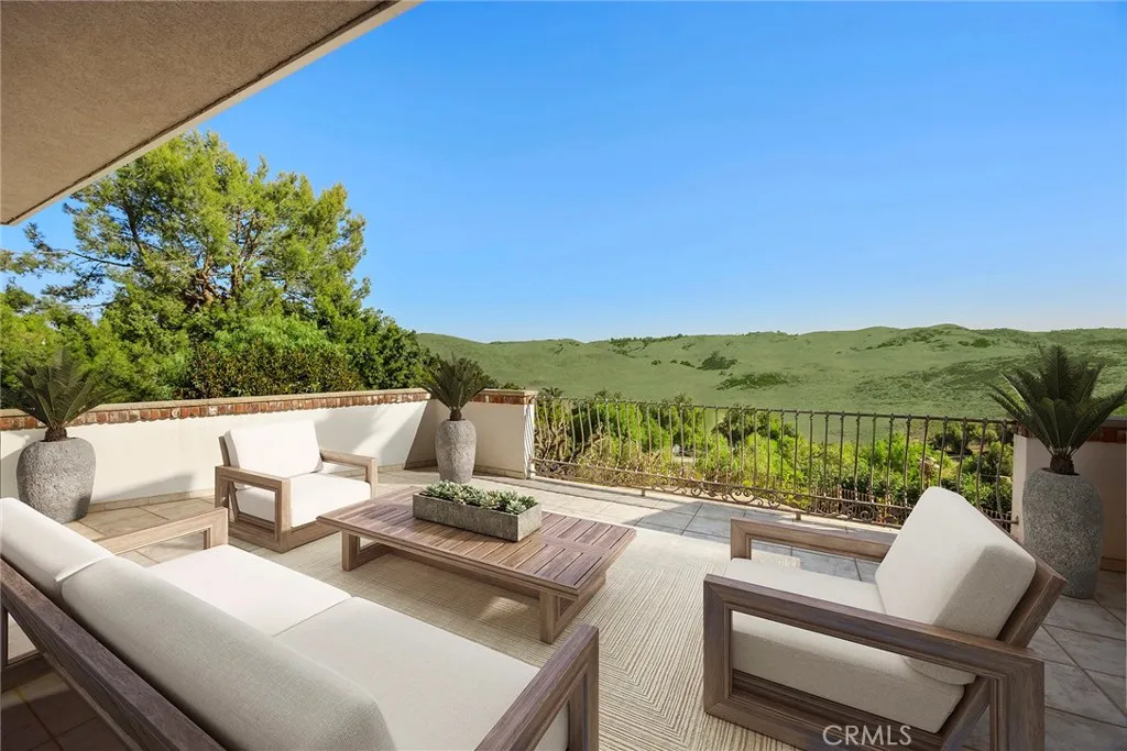 Diamond Bar, California 91765, United States, 8 Bedrooms Bedrooms, ,10 BathroomsBathrooms,Residential,Active,27349