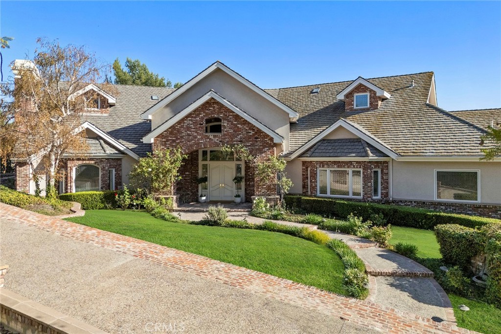 2112 Indian Creek Road