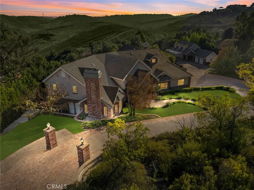 Diamond Bar, California 91765, United States, 8 Bedrooms Bedrooms, ,10 BathroomsBathrooms,Residential,Active,27349