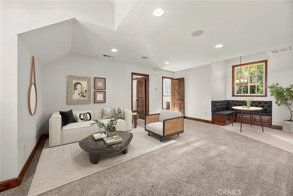 Diamond Bar, California 91765, United States, 8 Bedrooms Bedrooms, ,10 BathroomsBathrooms,Residential,Active,27349