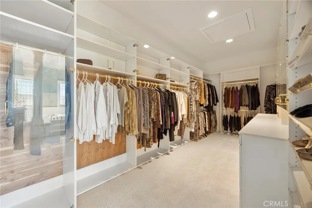 Diamond Bar, California 91765, United States, 8 Bedrooms Bedrooms, ,10 BathroomsBathrooms,Residential,Active,27349