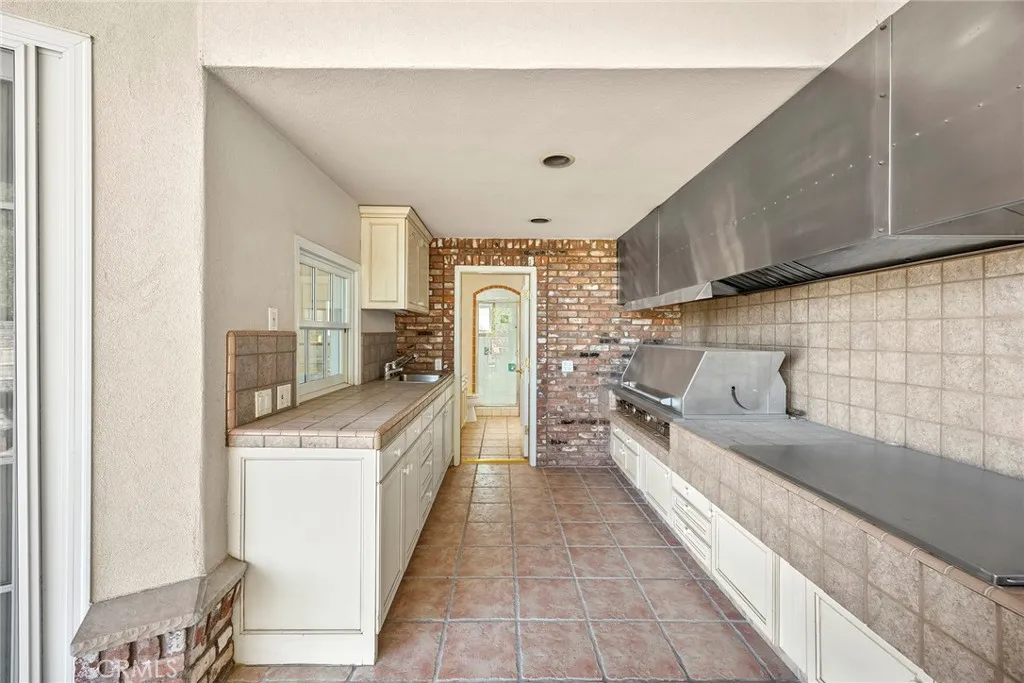 Diamond Bar, California 91765, United States, 8 Bedrooms Bedrooms, ,10 BathroomsBathrooms,Residential,Active,27349