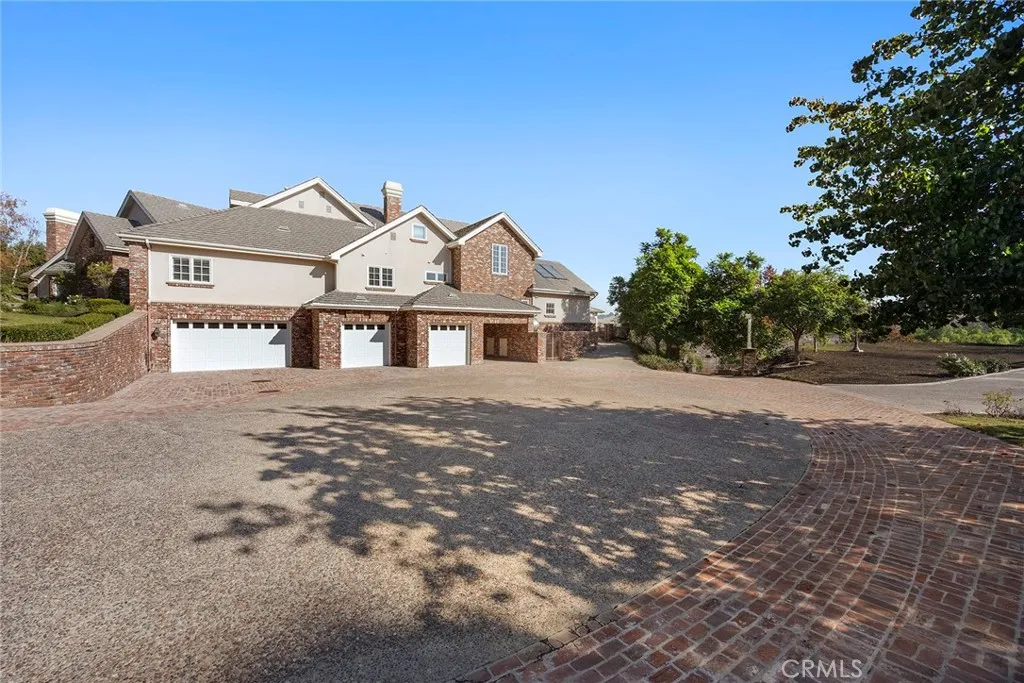 Diamond Bar, California 91765, United States, 8 Bedrooms Bedrooms, ,10 BathroomsBathrooms,Residential,Active,27349