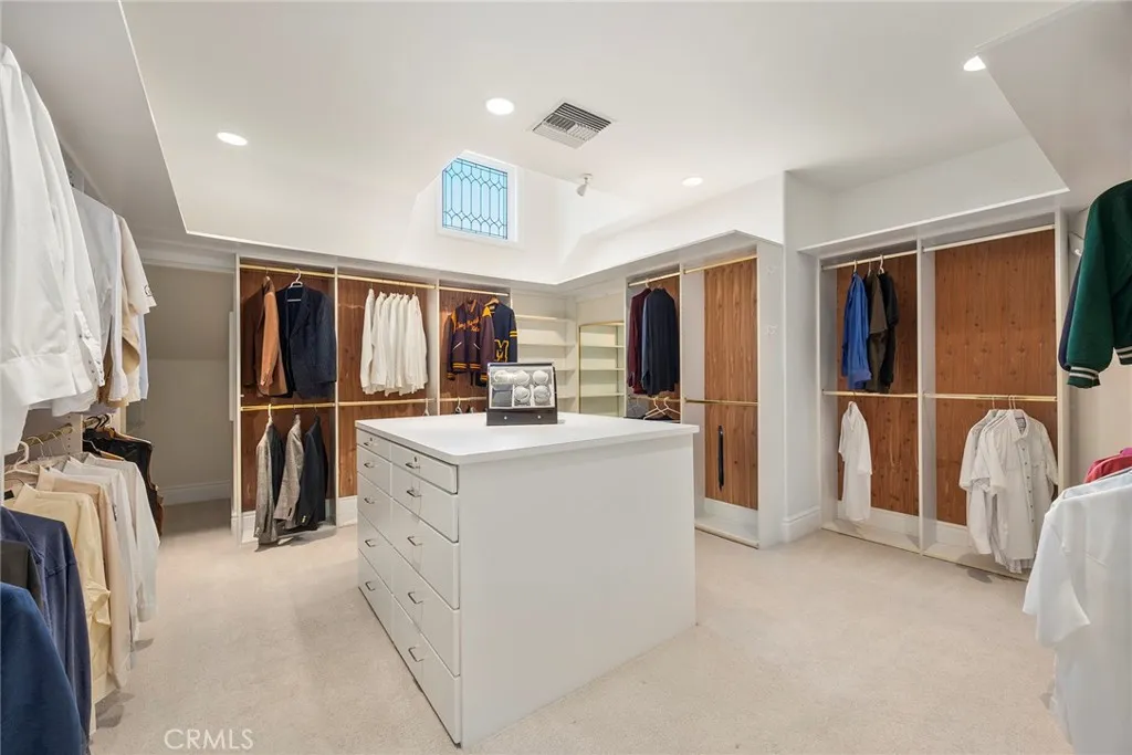 Diamond Bar, California 91765, United States, 8 Bedrooms Bedrooms, ,10 BathroomsBathrooms,Residential,Active,27349