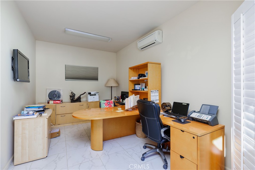 Indian Wells (32508) - Residential