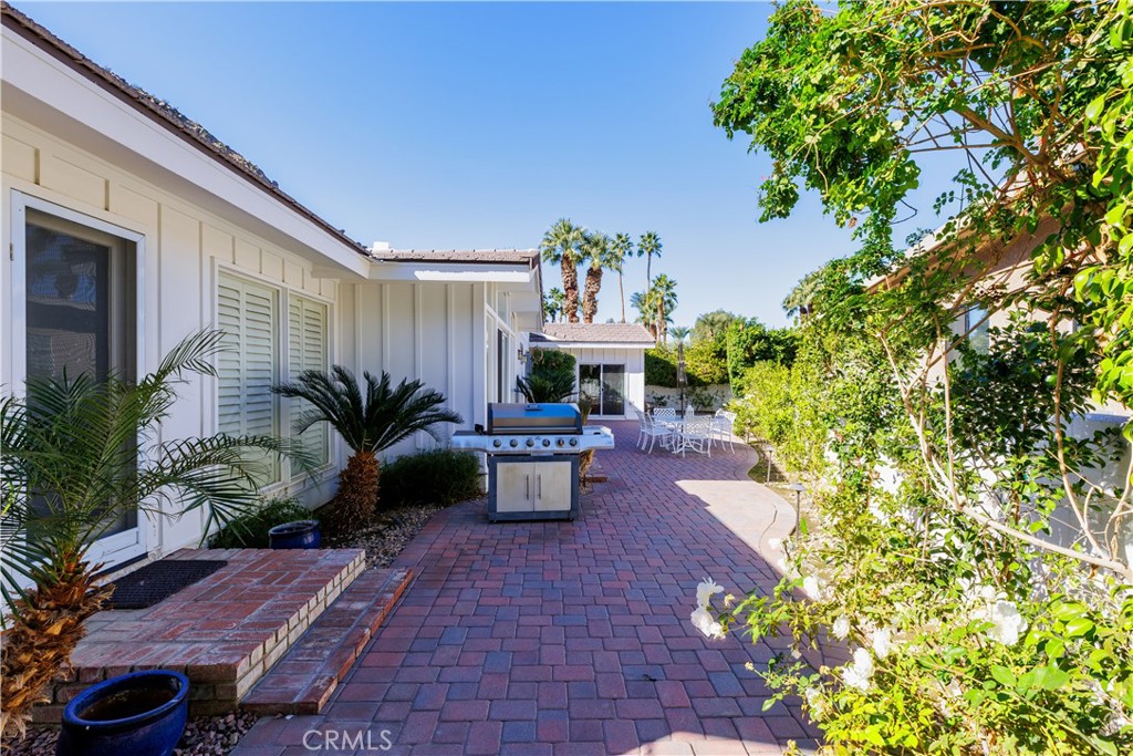 Indian Wells (32508) - Residential