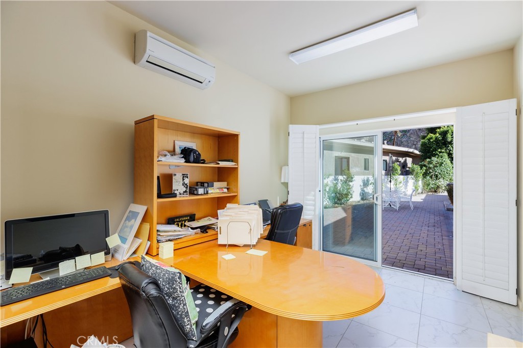 Indian Wells (32508) - Residential