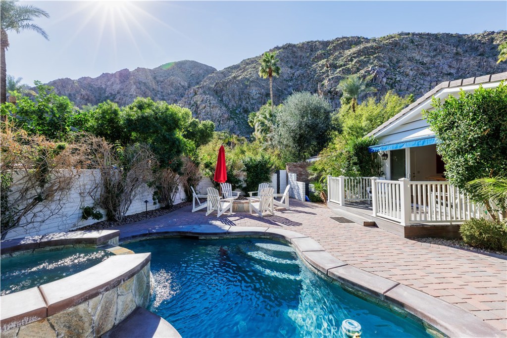 Indian Wells (32508) - Residential