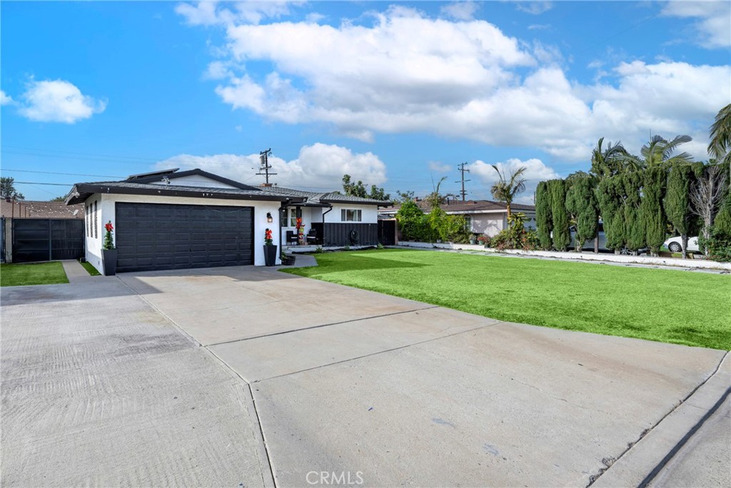 176 N Jetty Drive