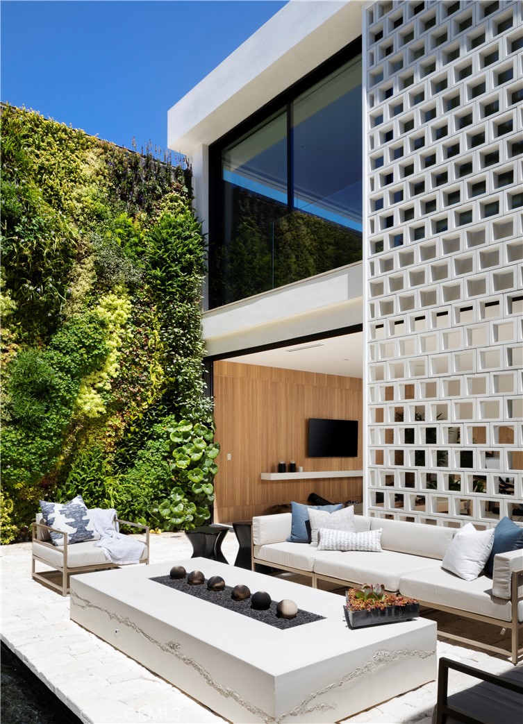 Cameo Shores (CSHO) - Residential