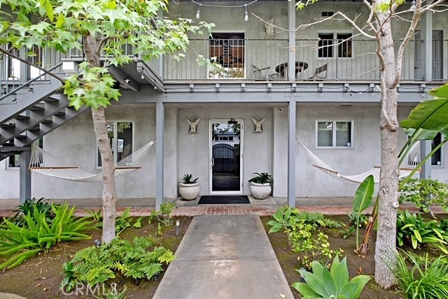 Nestled in the iconic and artistic community of South Laguna Beach, this stunning property at 31652 2nd Avenue offers an unparalleled opportunity to own a versatile, well-maintained creative office space with expansive ocean views. The brick façade of this building, built in 1978, exudes a timeless Laguna Beach charm, seamlessly blending classic coastal style with functional modernity. Spanning ±3,633 square feet of thoughtfully designed interior space and situated on a generous ±6,534 square foot lot, the property provides an ideal canvas for businesses seeking a serene and inspiring work environment. With SLV (South Laguna Village Commercial) zoning, this space is perfect for a wide range of professional endeavors, from creative agencies to boutique businesses, all within walking distance to the popular restaurants and stunning beaches that make South Laguna so desirable.
This is a one-of-a-kind chance to purchase a property that truly embodies the spirit of Laguna Beach, where creativity, character, and coastal living collide. Opportunities like this don’t come around often, making this a rare and exciting investment for those seeking a space that is both beautiful and functional, as well as strategically positioned to thrive in one of the most sought-after coastal cities in Southern California.