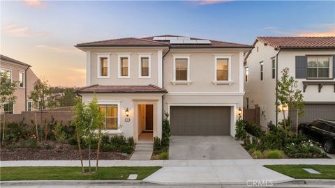 63 Longchamp Irvine CA 92602