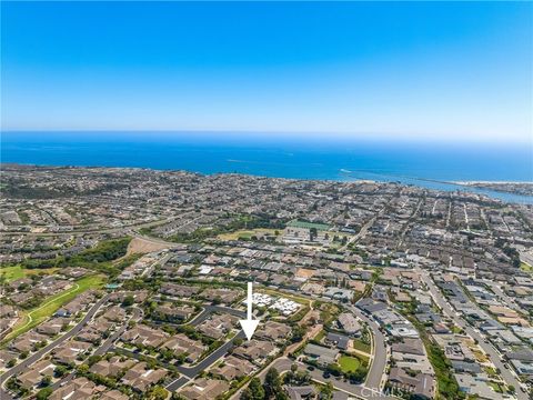 A home in Corona Del Mar