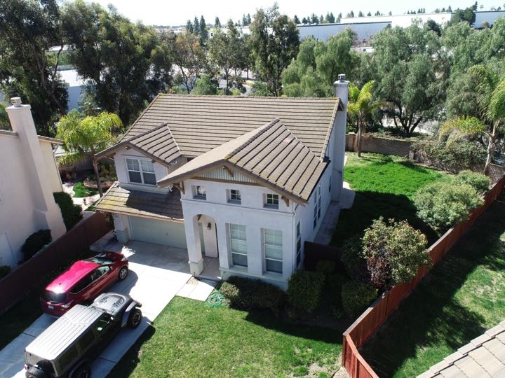 Rolling Hills Ranch Home! 4BR/2.5B High Ceiling. Open Floor plan - abundant natural light. Patio in a private backyard. Nice long driveway. Great community. Neighborhoods: Rolling Hills Equipment: Garage Door Opener Other Fees: 0 Sewer: Sewer Connected Topography: LL