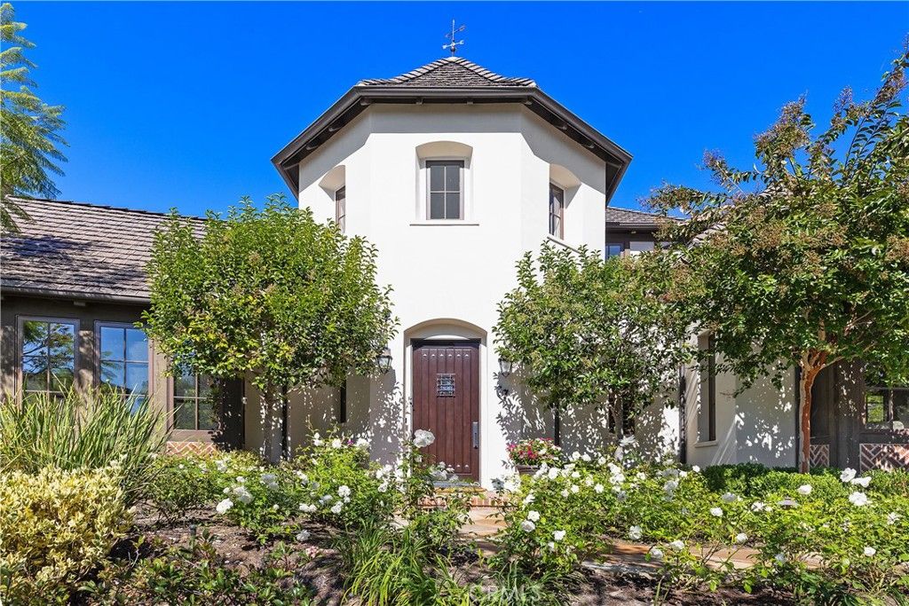 listing image 130725625006478380277