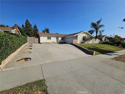 A home in San Dimas