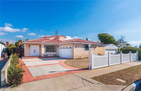 A home in Manhattan Beach