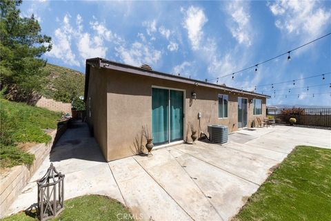 A home in Lake Elsinore