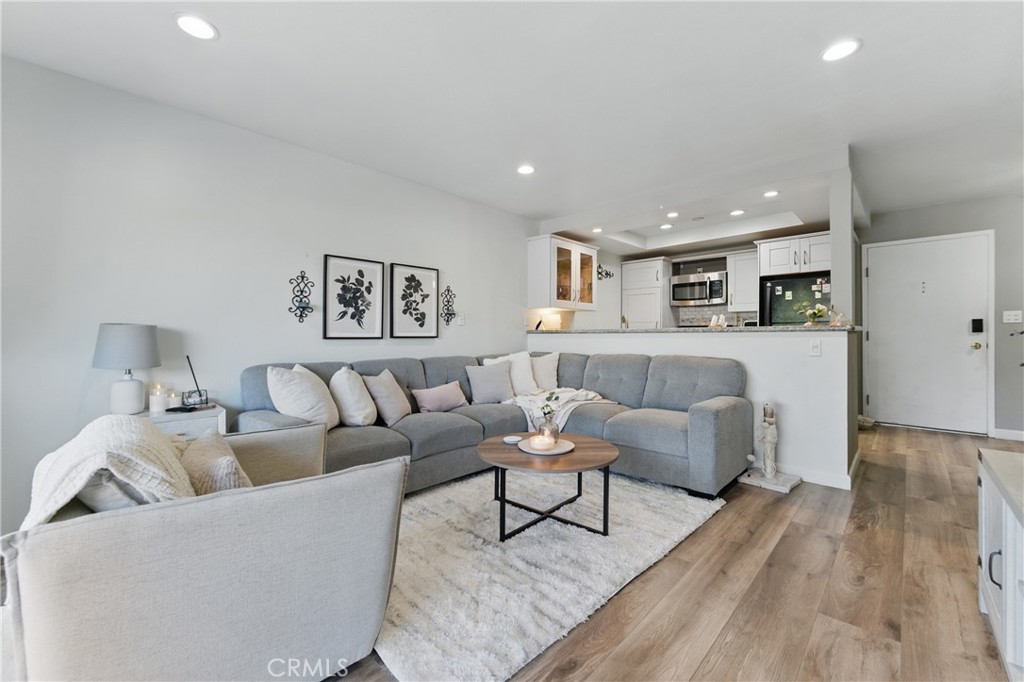 363 Newport Avenue 102
