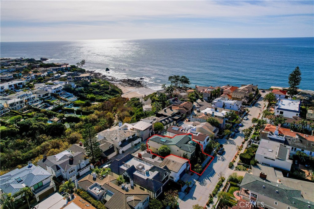 Corona del Mar South of PCH (CDMS) - Residential