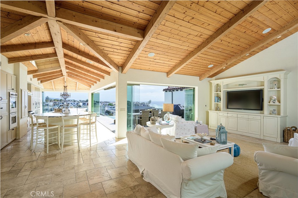 Corona del Mar South of PCH (CDMS) - Residential