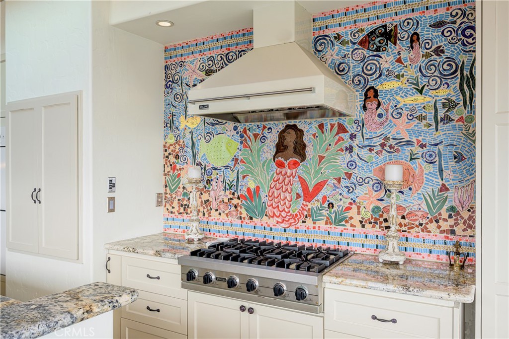 Corona del Mar South of PCH (CDMS) - Residential