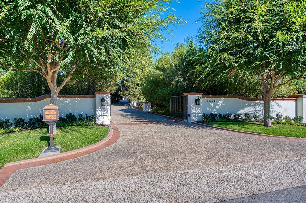 Los Ranchos Estates (LRE) - Residential