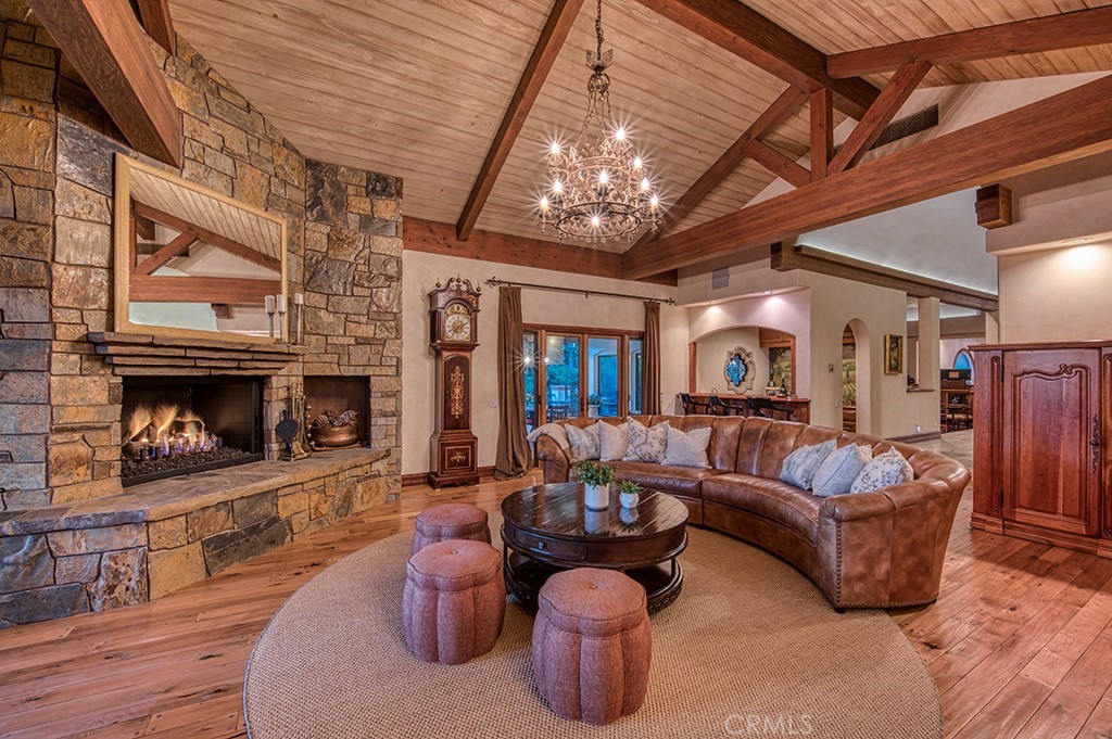 Los Ranchos Estates (LRE) - Residential