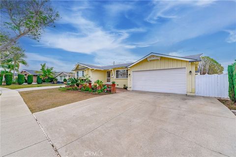 A home in La Mirada