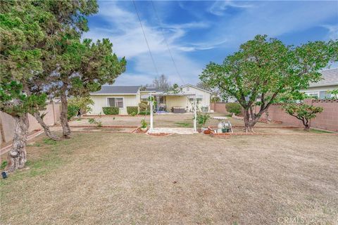 A home in La Mirada