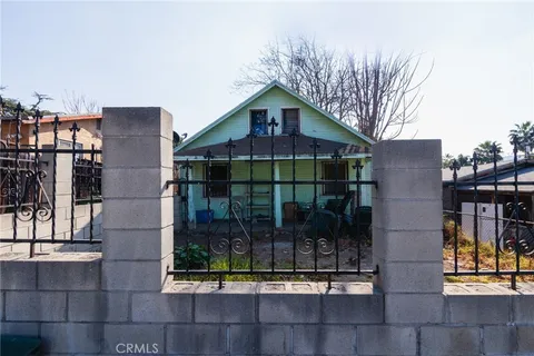 2908 Future Street, Los Angeles, CA 90065 - MLS#: SR25025826