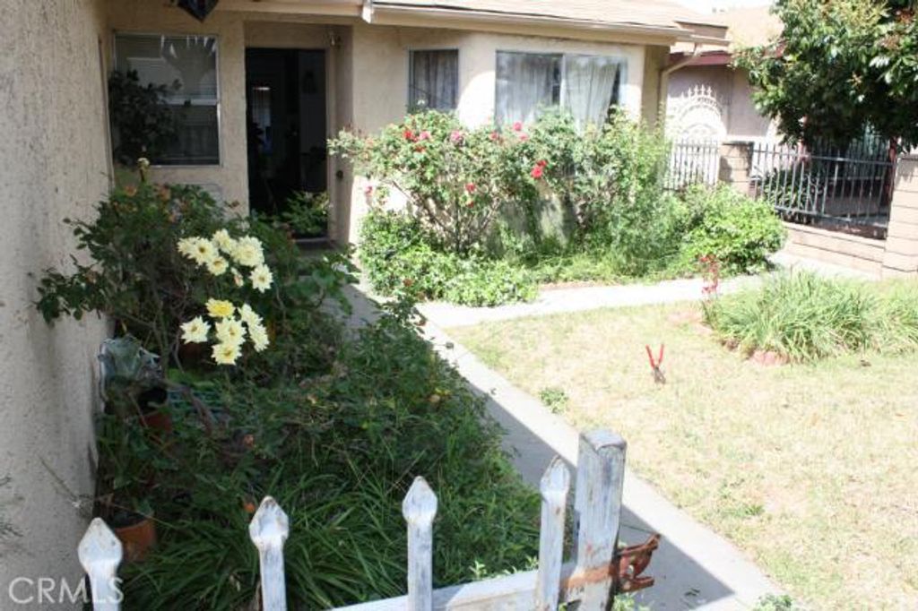 listing image 130723520748178286097